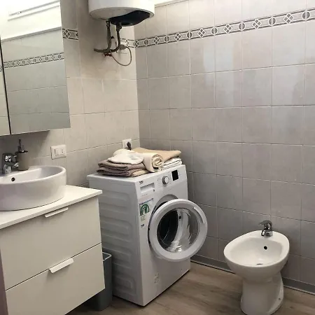 Appartmentslapiazzetta-n.3 Sesto Calende